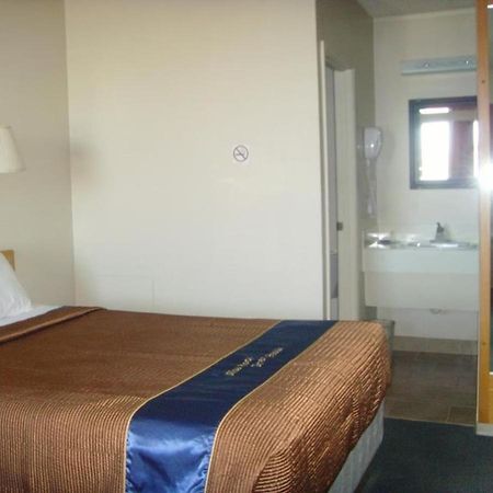 Skyview Swift Current Hotell Eksteriør bilde