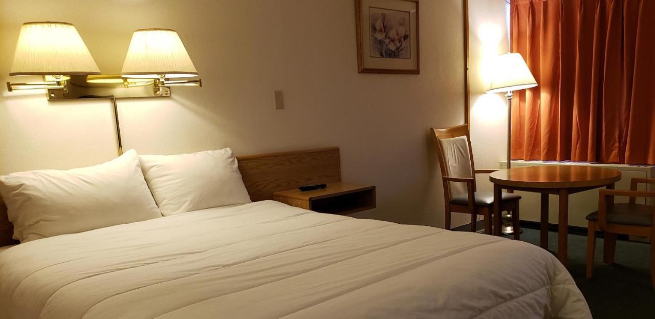 Skyview Swift Current Hotell Eksteriør bilde